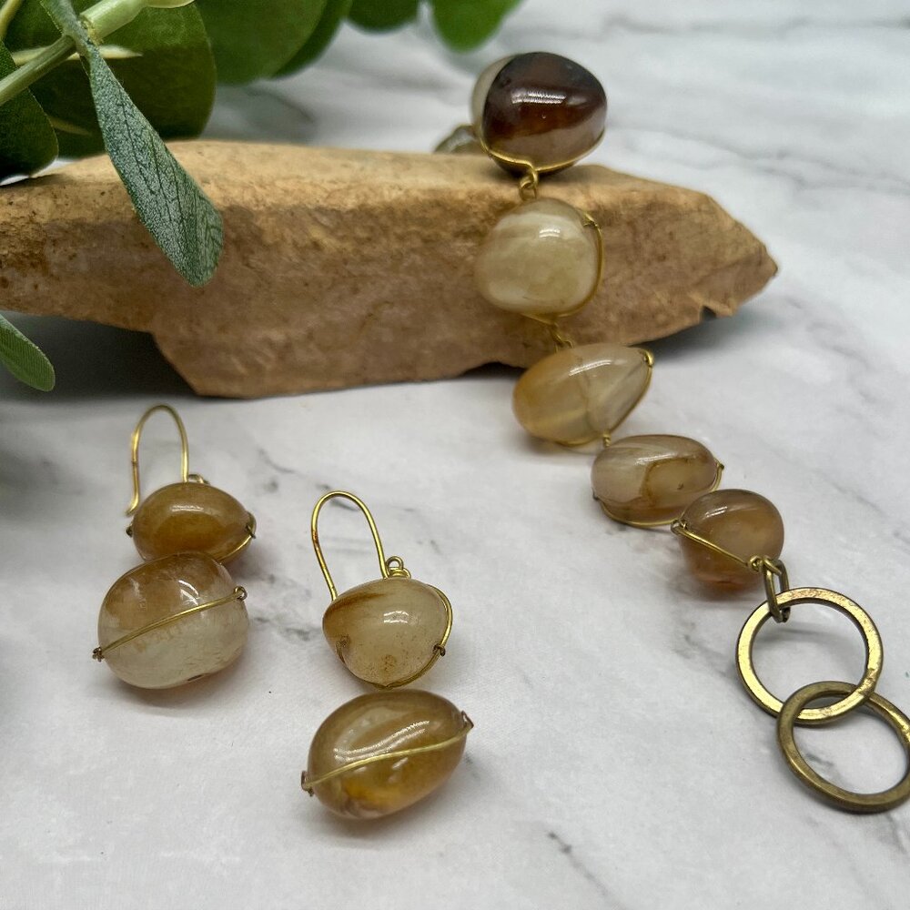 WIRE‐WRAP BROWN AGATE BRACELET & EARRINGS